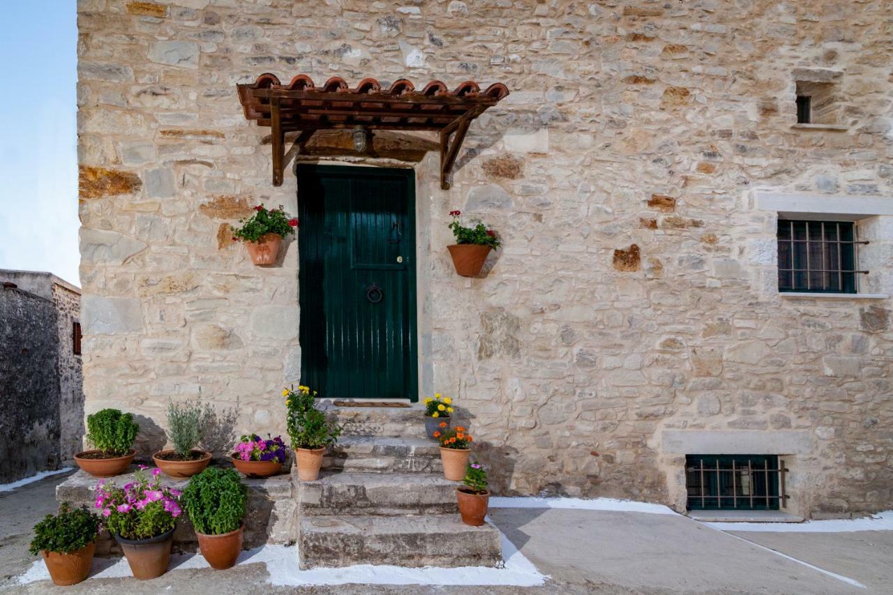 Hostal Aristidis'S Plouti Moires Exterior foto